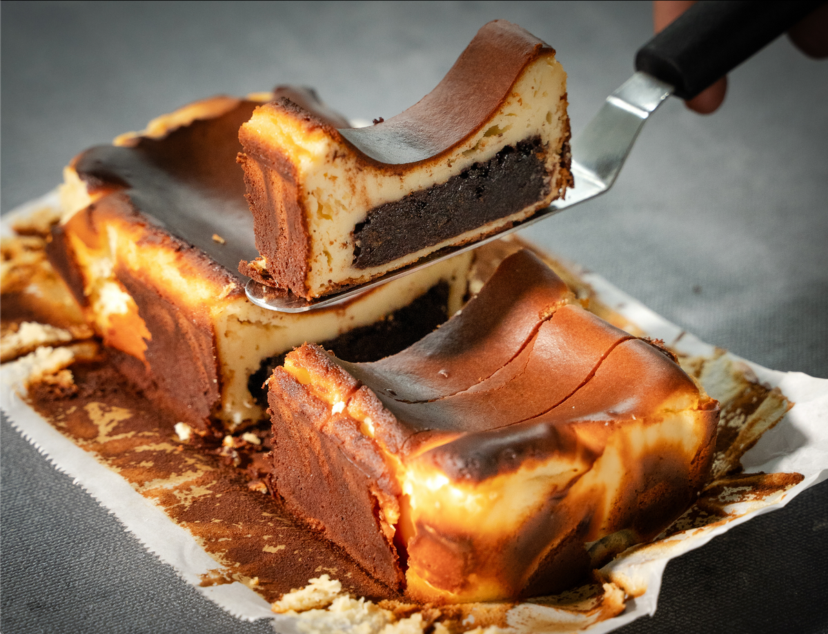 Brownie Basque Cheesecake