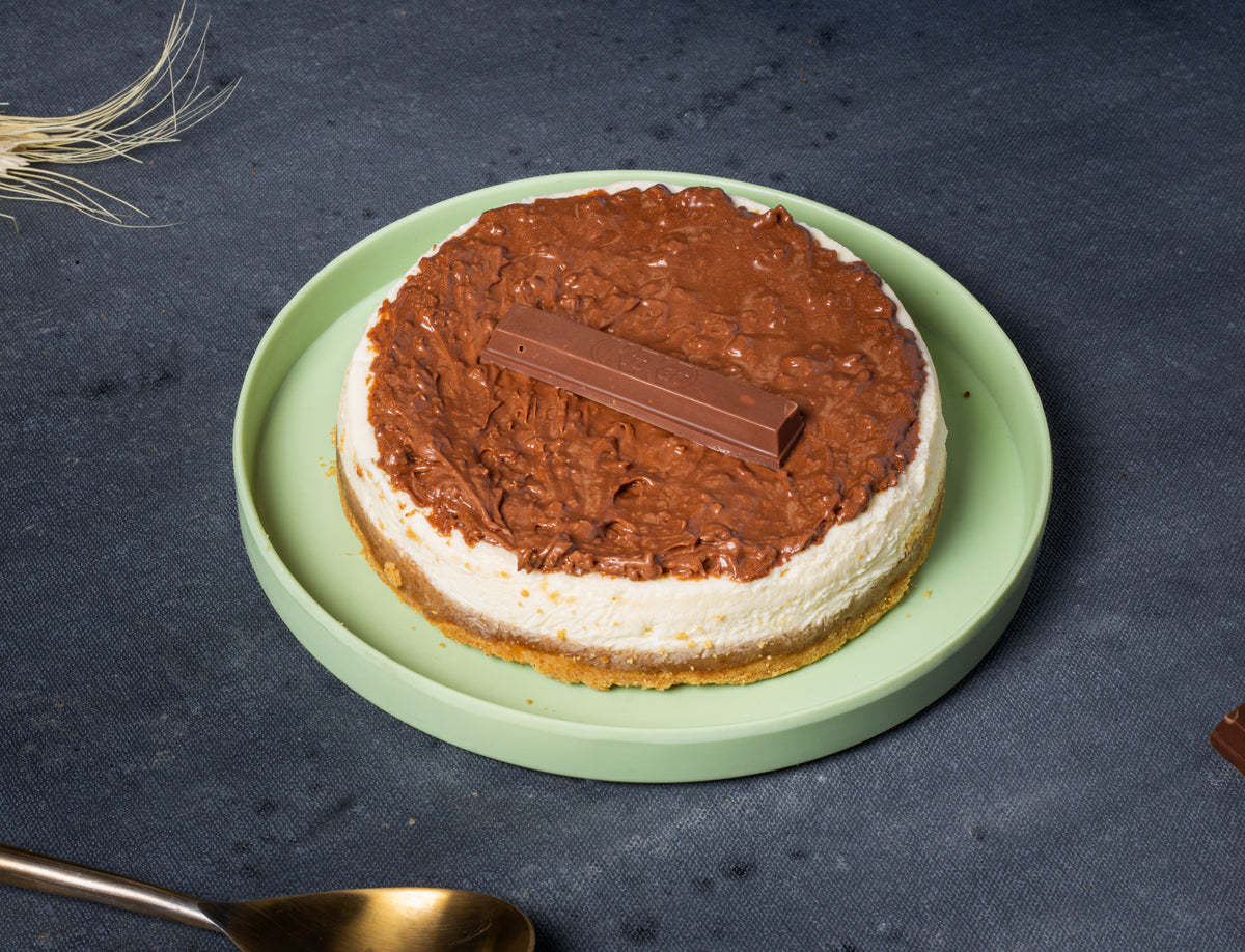 Kitkat Baked Cheesecake